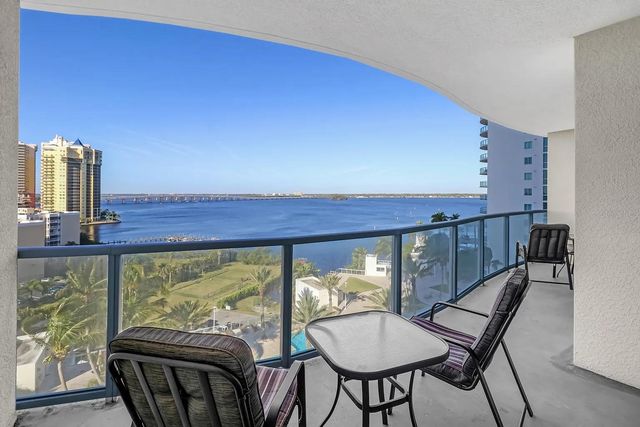 3000 OASIS GRAND BOULEVARD 1002, Fort Myers, FL 33916