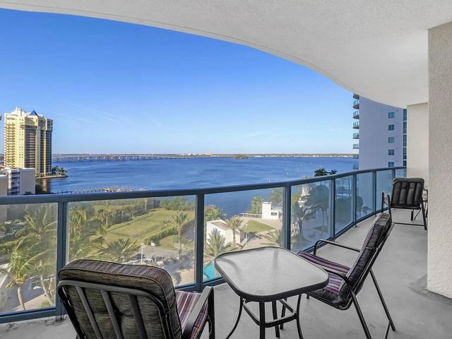3000 OASIS GRAND BOULEVARD 1002, Fort Myers, FL 33916