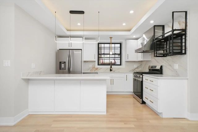4153 N Hermitage Avenue 1S, Chicago, IL 60613