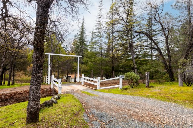 16098 Wild Oak Ranch Rd, Grass Valley, CA 95949