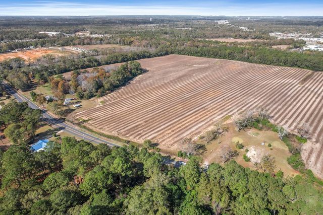 374 Taylor Road, Dothan, AL 36301