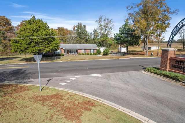 374 Taylor Road, Dothan, AL 36301