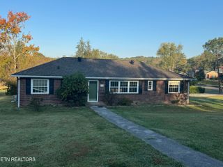 3729 Lucinda Drive, Knoxville, TN 37918