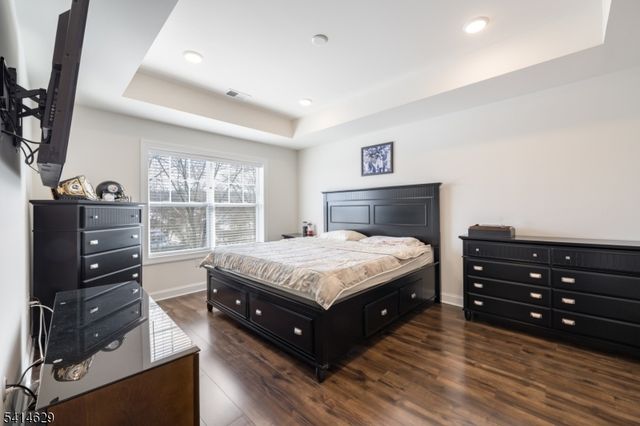 104 Autumn Ct, Little Falls Twp., NJ 07424