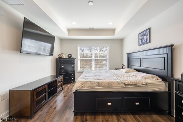 104 Autumn Ct, Little Falls Twp., NJ 07424