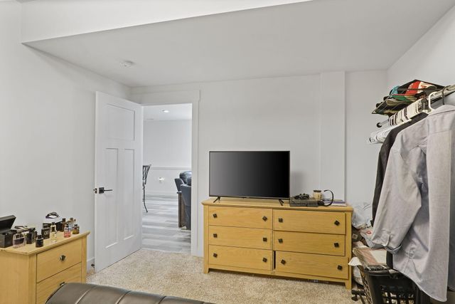 1305 Roosevelt Road, Valparaiso, IN 46383