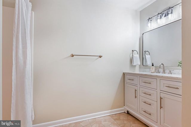 4119 WATERVIEW DR, Edgewater, MD 21037
