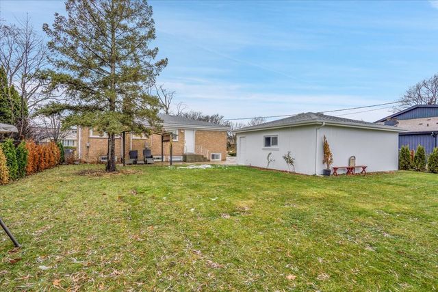 9317 Olcott Avenue, Morton Grove, IL 60053