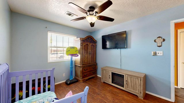 1881 Clearwater Loop NE, Rio Rancho, NM 87144