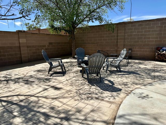 1881 Clearwater Loop NE, Rio Rancho, NM 87144