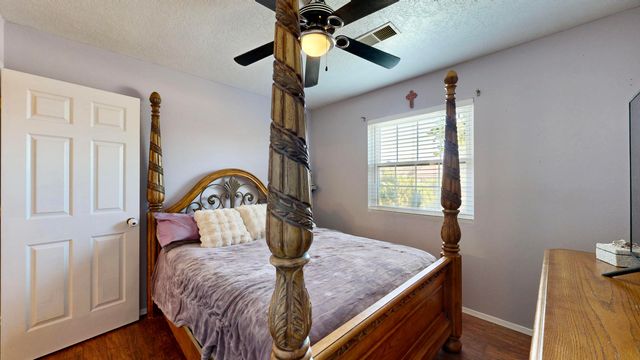 1881 Clearwater Loop NE, Rio Rancho, NM 87144