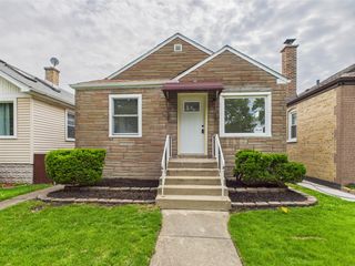 3843 N Pontiac Avenue, Chicago, IL 60634