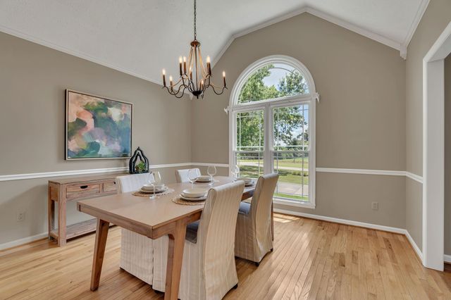 1395 Ragsdale Rd, Manchester, TN 37355