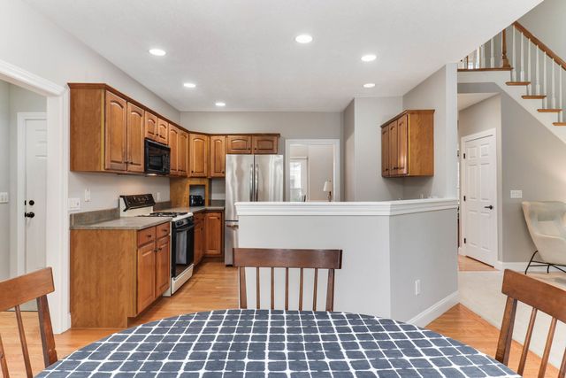 4 Scofield Court, Bloomington, IL 61704