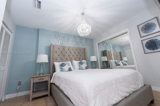 5445 Collins Ave BAY21, Miami Beach, FL 33140