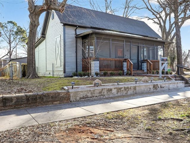 519 S 17th Street, Fort Smith, AR 72901