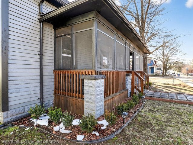 519 S 17th Street, Fort Smith, AR 72901