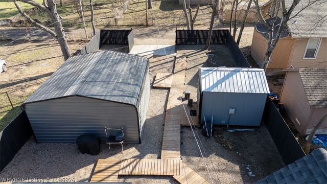 519 S 17th Street, Fort Smith, AR 72901