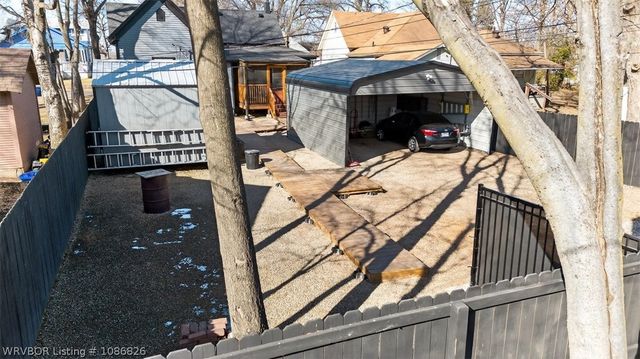 519 S 17th Street, Fort Smith, AR 72901