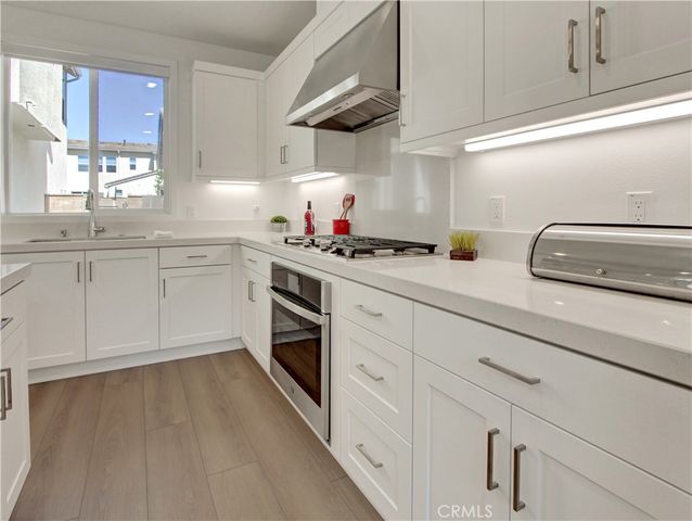 230 Sora, Irvine, CA 92618