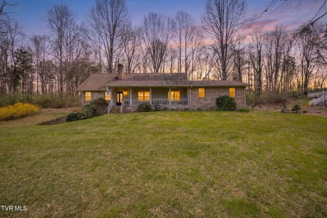 381 Sugarwood Drive, Kingsport, TN 37663