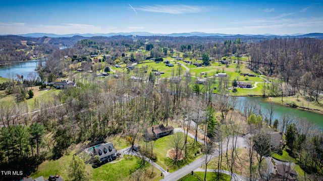 381 Sugarwood Drive, Kingsport, TN 37663