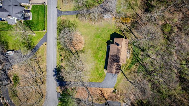 381 Sugarwood Drive, Kingsport, TN 37663