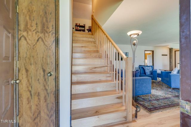 381 Sugarwood Drive, Kingsport, TN 37663