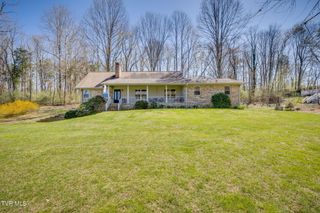 381 Sugarwood Drive, Kingsport, TN 37663