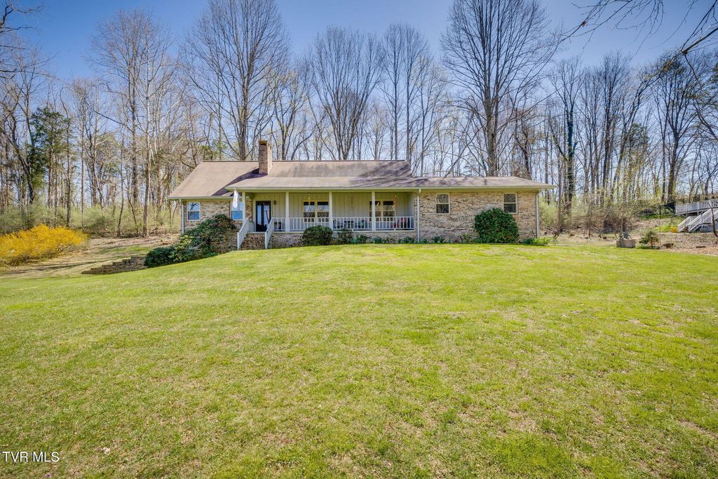 381 Sugarwood Drive, Kingsport, TN 37663