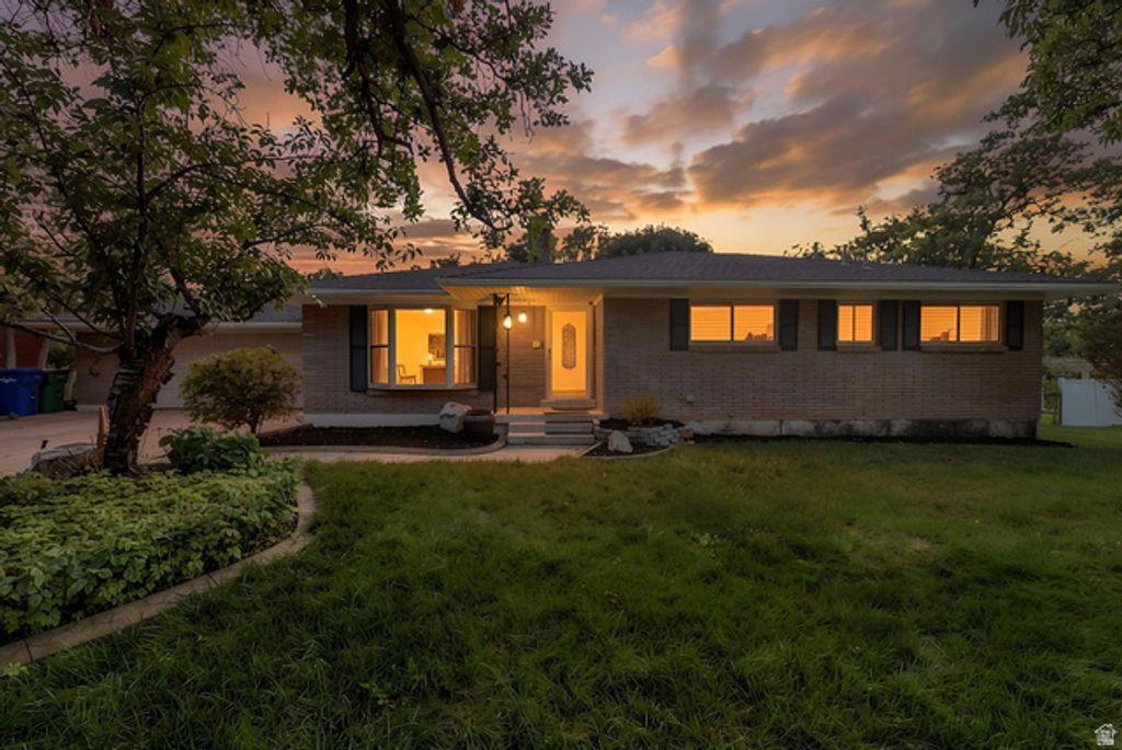 4121 COLLEGE DR, Ogden, UT 84403 — exterior