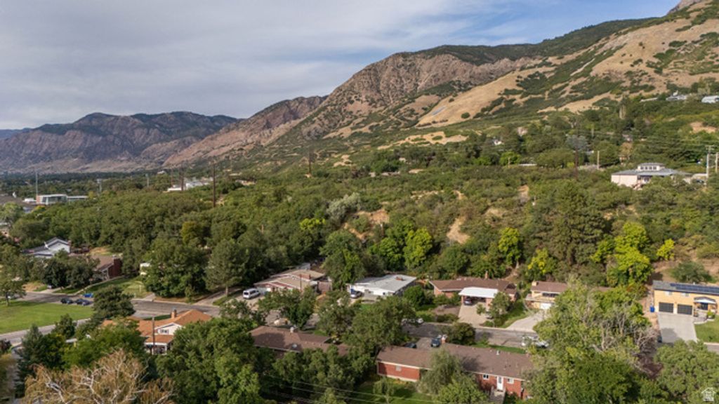 4121 COLLEGE DR, Ogden, UT 84403 — photo 4
