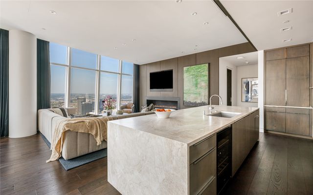 1918 Olive Street 3403, Dallas, TX 75201