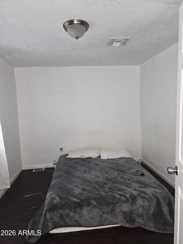 2422 W HADLEY Street, Phoenix, AZ 85009