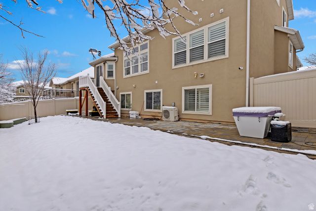 882 S DAISY DR, Fruit Heights, UT 84037