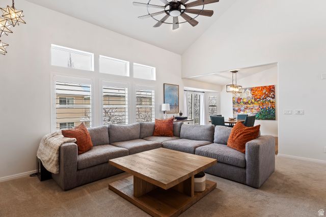 882 S DAISY DR, Fruit Heights, UT 84037