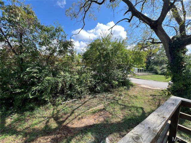 100 N Walnut Street, Rolla, MO 65401