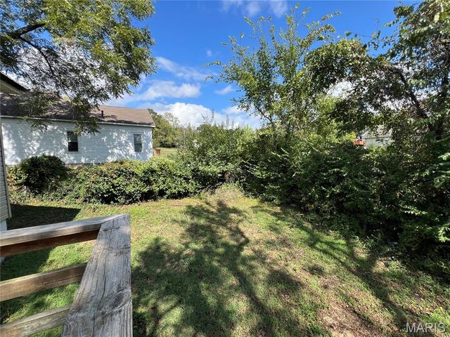 100 N Walnut Street, Rolla, MO 65401