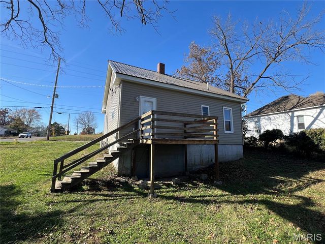 100 N Walnut Street, Rolla, MO 65401