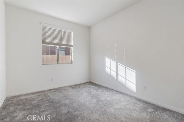 6135 W Avenue J9, Lancaster, CA 93536