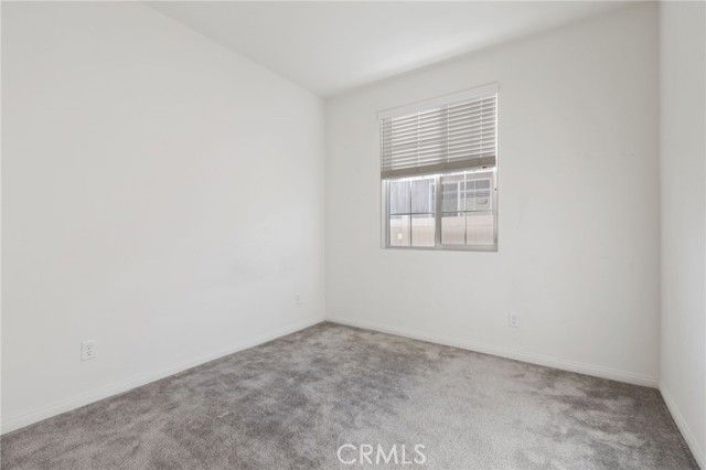 6135 W Avenue J9, Lancaster, CA 93536