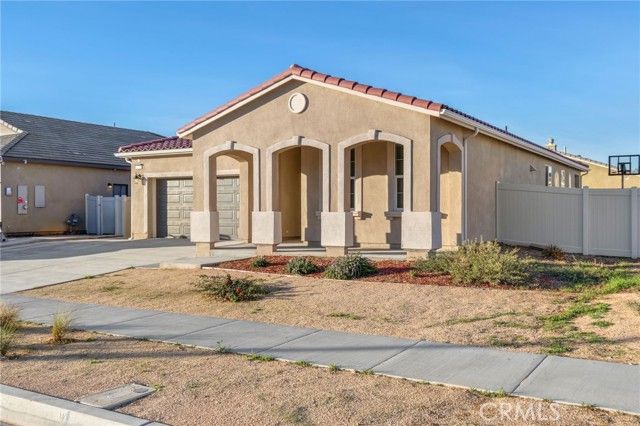 6135 W Avenue J9, Lancaster, CA 93536