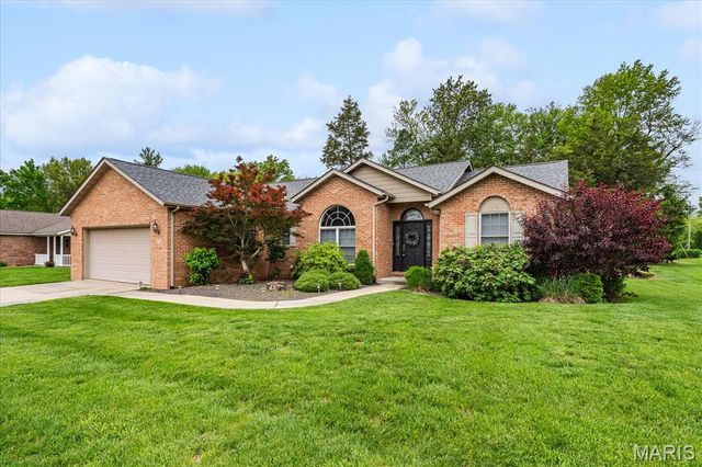432 Meadowlark Lane, Belleville, IL 62220