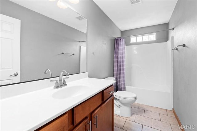 432 Meadowlark Lane, Belleville, IL 62220