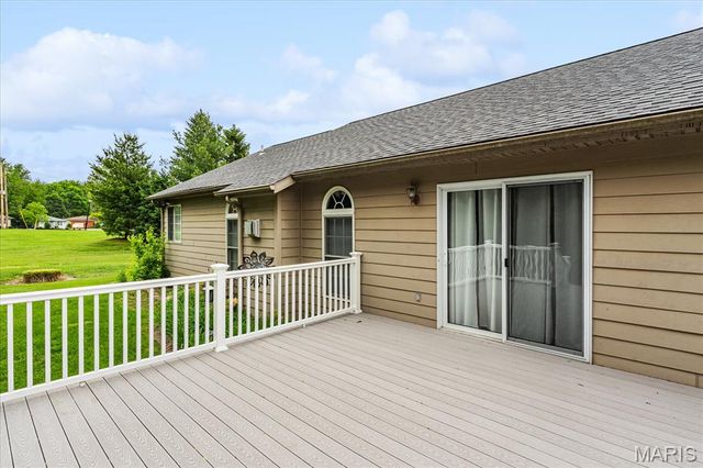432 Meadowlark Lane, Belleville, IL 62220