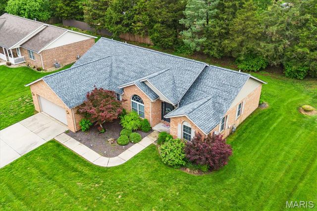 432 Meadowlark Lane, Belleville, IL 62220