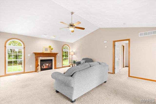 432 Meadowlark Lane, Belleville, IL 62220