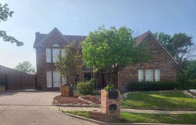 6319 Lake Bluff Drive, Dallas, TX 75249