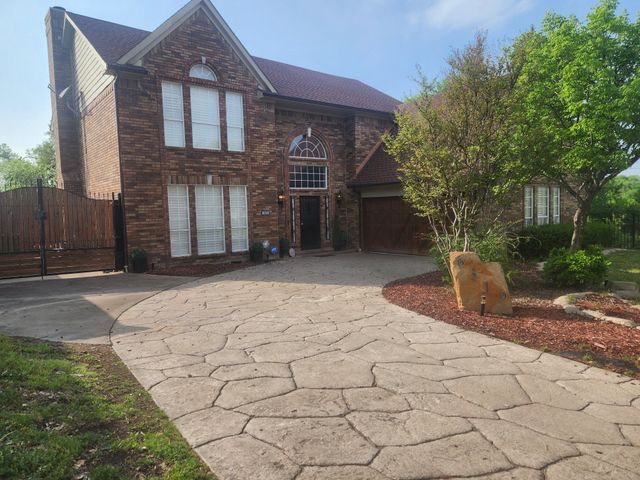 6319 Lake Bluff Drive, Dallas, TX 75249