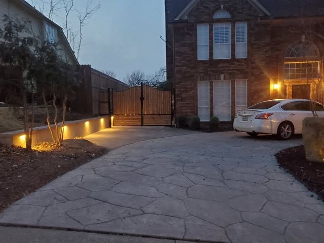 6319 Lake Bluff Drive, Dallas, TX 75249